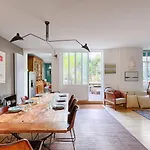 Sublime Apartment 6P In The Heart Of Paris